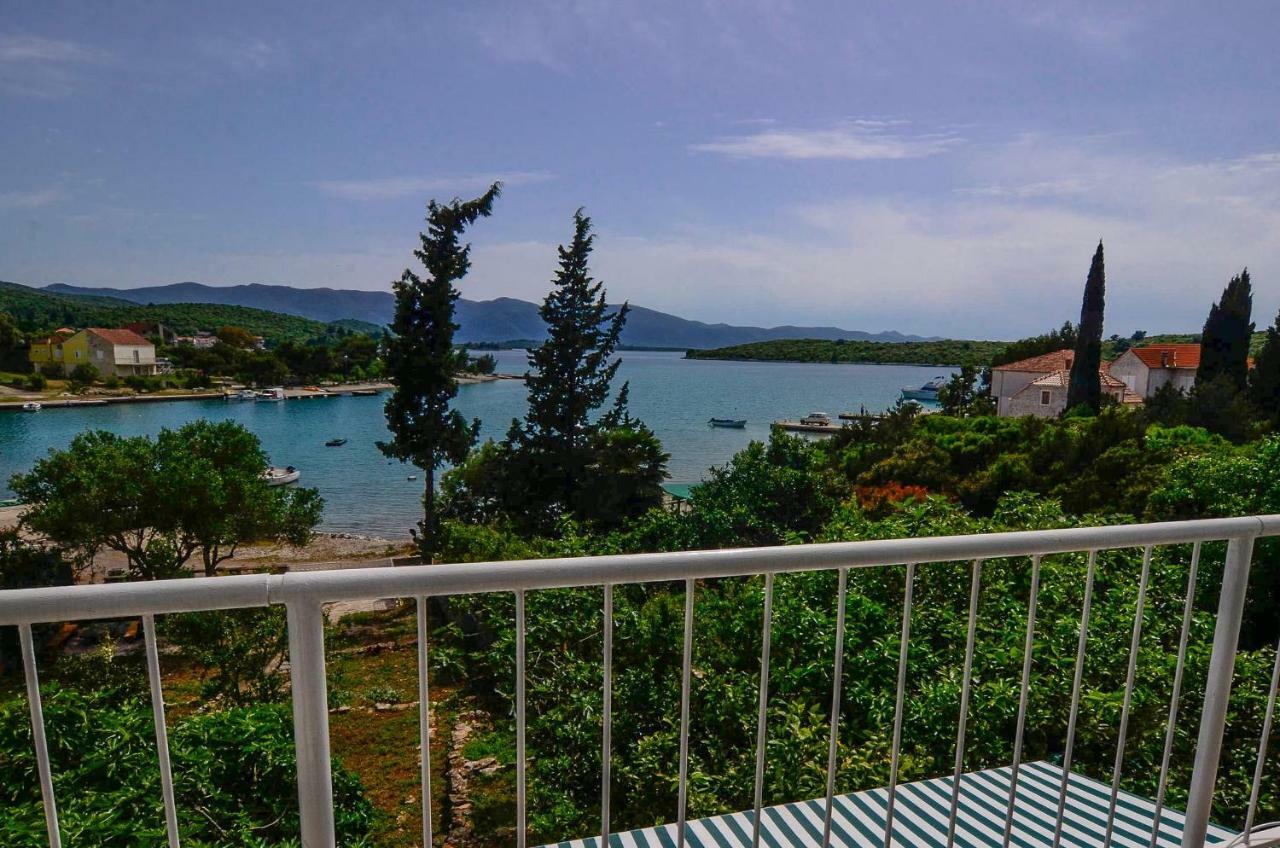 Holiday Home 로비스테 외부 사진