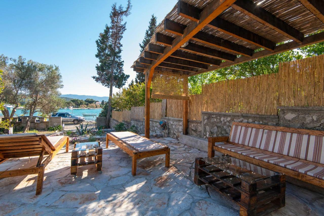 Holiday Home 로비스테 외부 사진